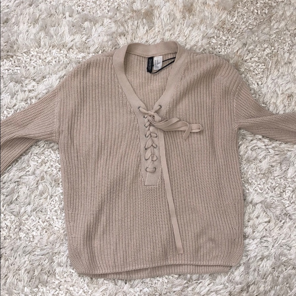 Nude sweater